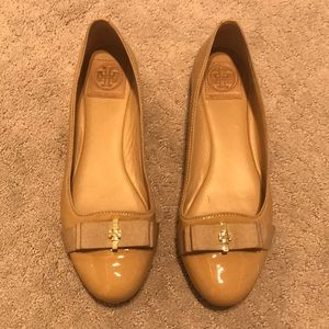 Tory Burch nude beige flats - size 8.5